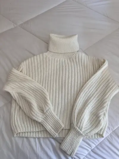 Sweater cuello alto beige - miniatura 1