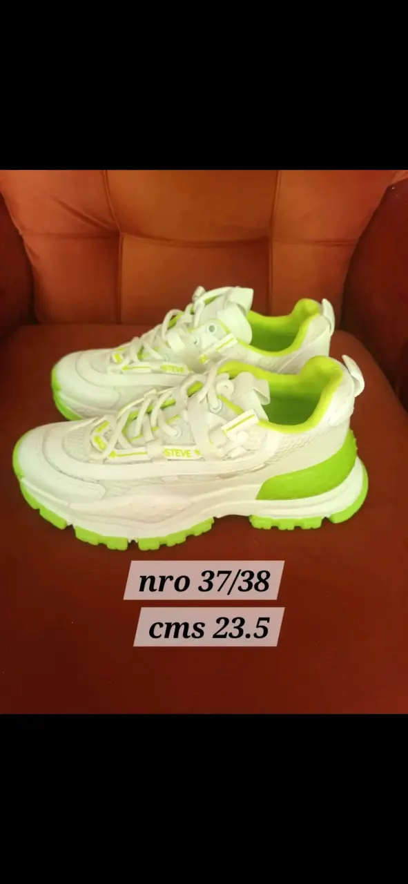 Zapatillas blancas verde neon talla 37/38