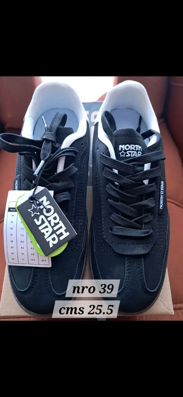 Zapatillas negras North Star nuevas
