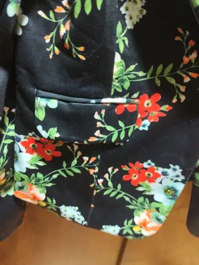 Blazer floreado elegante - miniatura 4