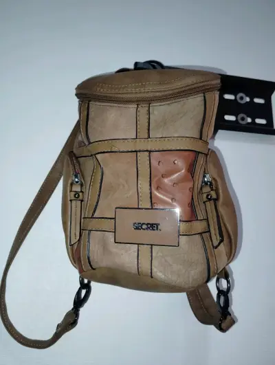 Mochila pequeña beige Secret - miniatura 1