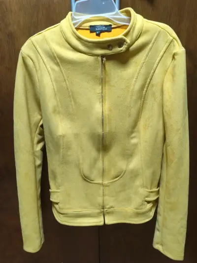 Chaqueta amarilla de gamuza - miniatura 1