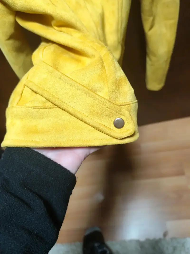 Chaqueta amarilla de gamuza - 4