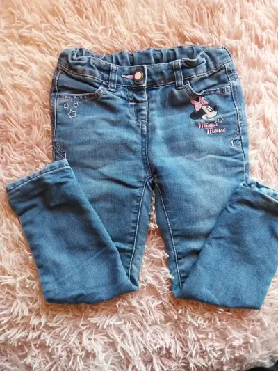 Jeans con diseño Minnie - miniatura 1