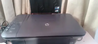 Impresora HP Deskjet 2050 usada - miniatura 6