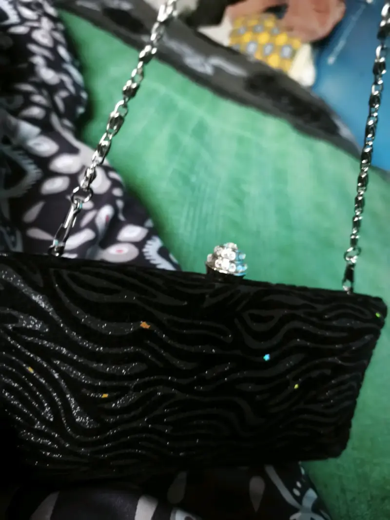Cartera negra de fiesta - 1