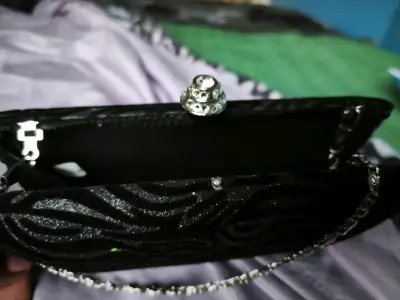 Cartera negra de fiesta - miniatura 2