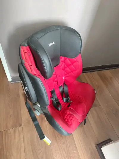 Silla de auto Infanti roja - miniatura 1
