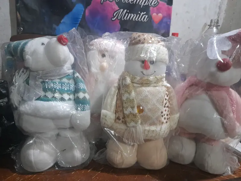 Muñecos navideños de nieve