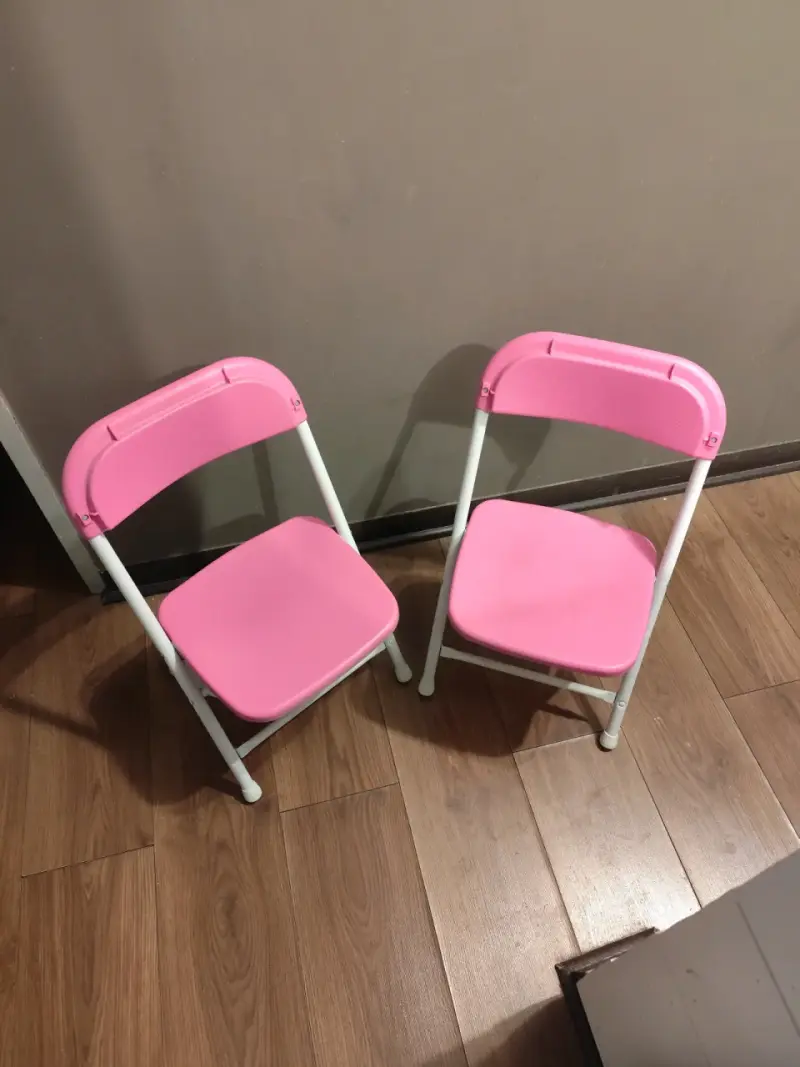 Sillas plegables infantiles rosadas - 3