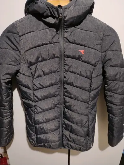 Chaqueta acolchada gris oscuro Diadora - miniatura 1