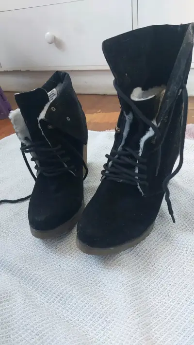 Botines de gamuza negros forro chiporro - miniatura 4