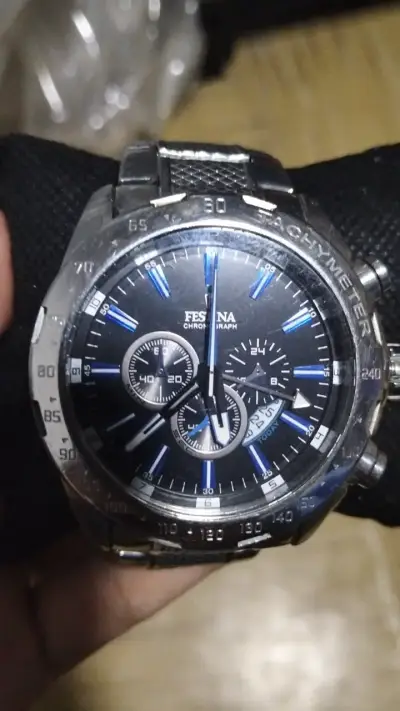 Reloj cronógrafo metálico Modelo Festina Chrono Sp - miniatura 3