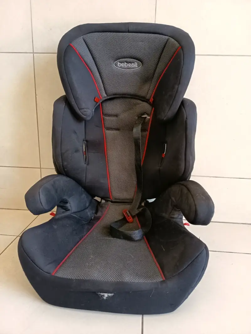Silla de auto Bebesit negra