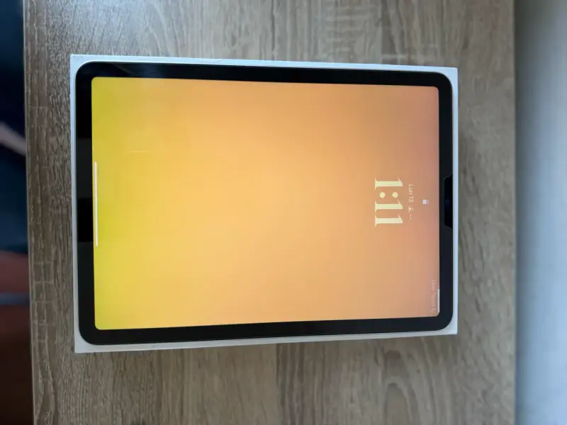 iPad Air 5 64Gb en perfecto estado - 2