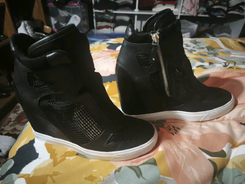 Zapatillas negras con plataforma - 1