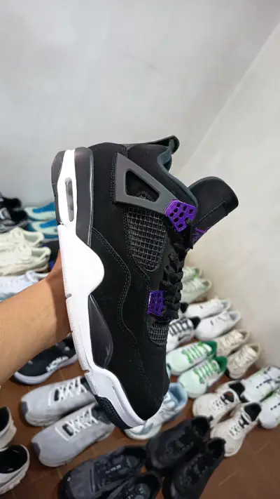 Zapatillas deportivas blancas y verdes - miniatura 3