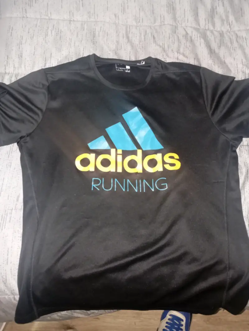 Polera Adidas Running negra - 1