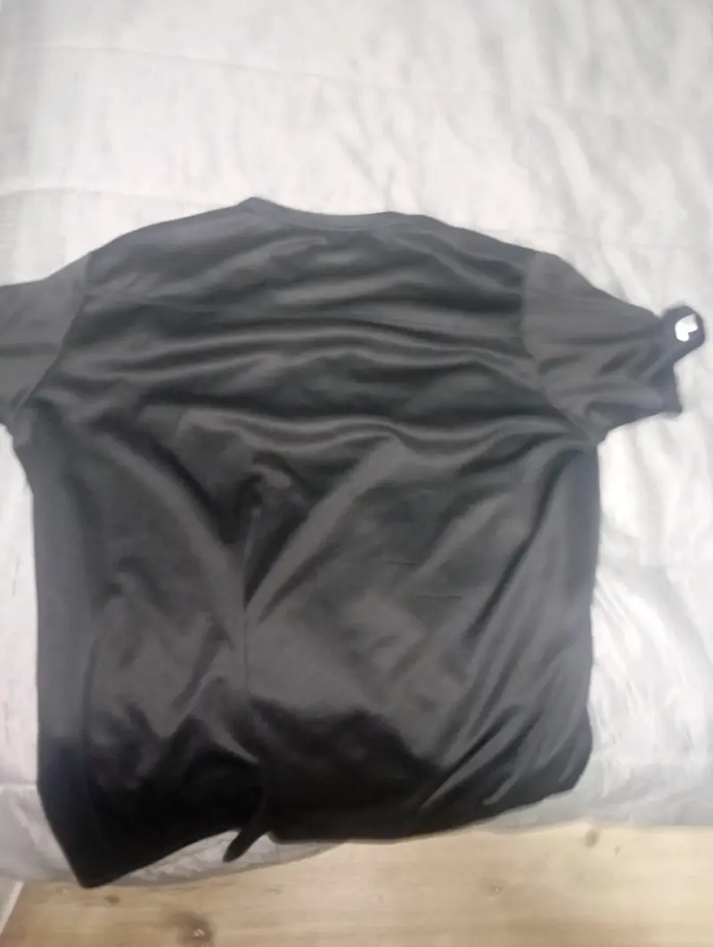 Polera Adidas Running negra - 4