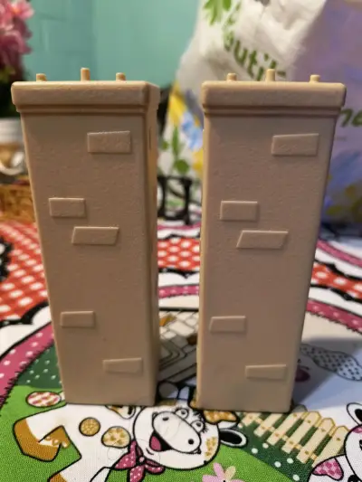 Piezas de plástico pilares Creepateria - miniatura 1