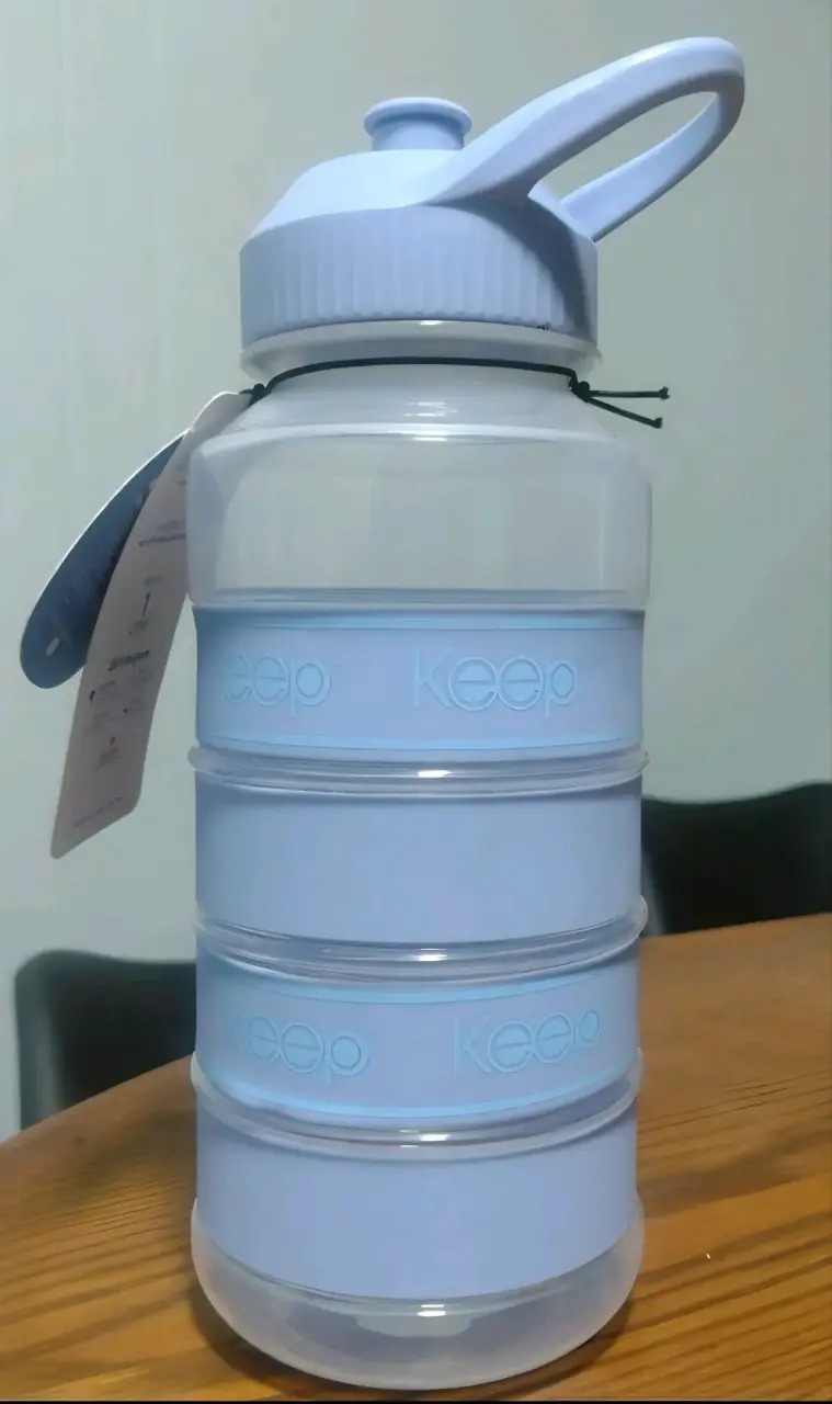 Botella deportiva azul grande