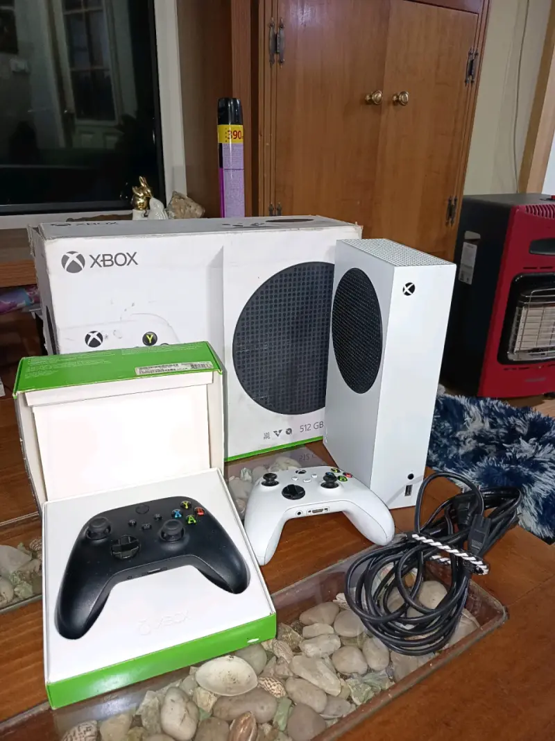 Consola Xbox Series S 512GB / 2 Mandos - 1