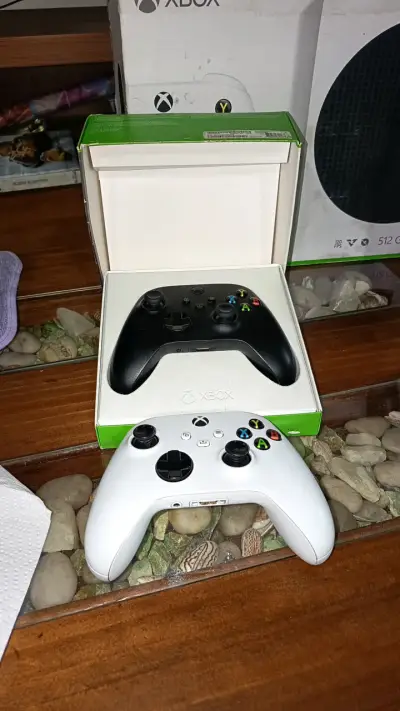 Consola Xbox Series S 512GB / 2 Mandos - miniatura 2