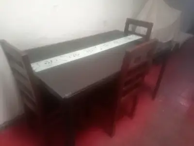 Mesa de comedor con diseño floral - miniatura 4