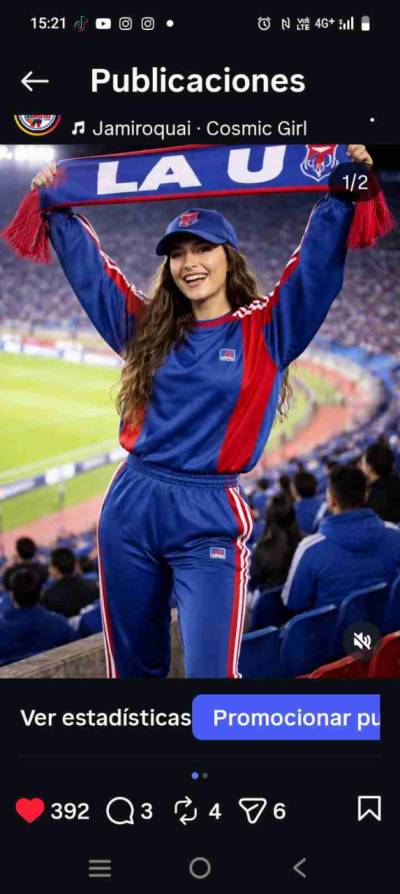 Conjunto deportivo azul y rojo - miniatura 2