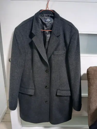 Abrigo gris oscuro elegante - miniatura 2