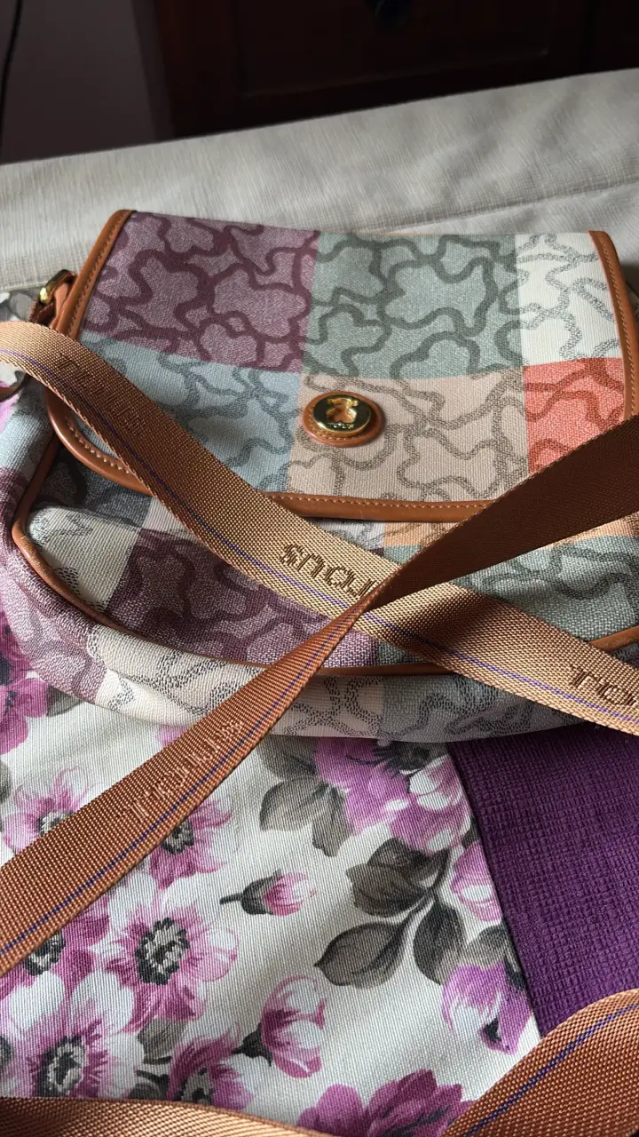 Cartera de tela con diseño - 1