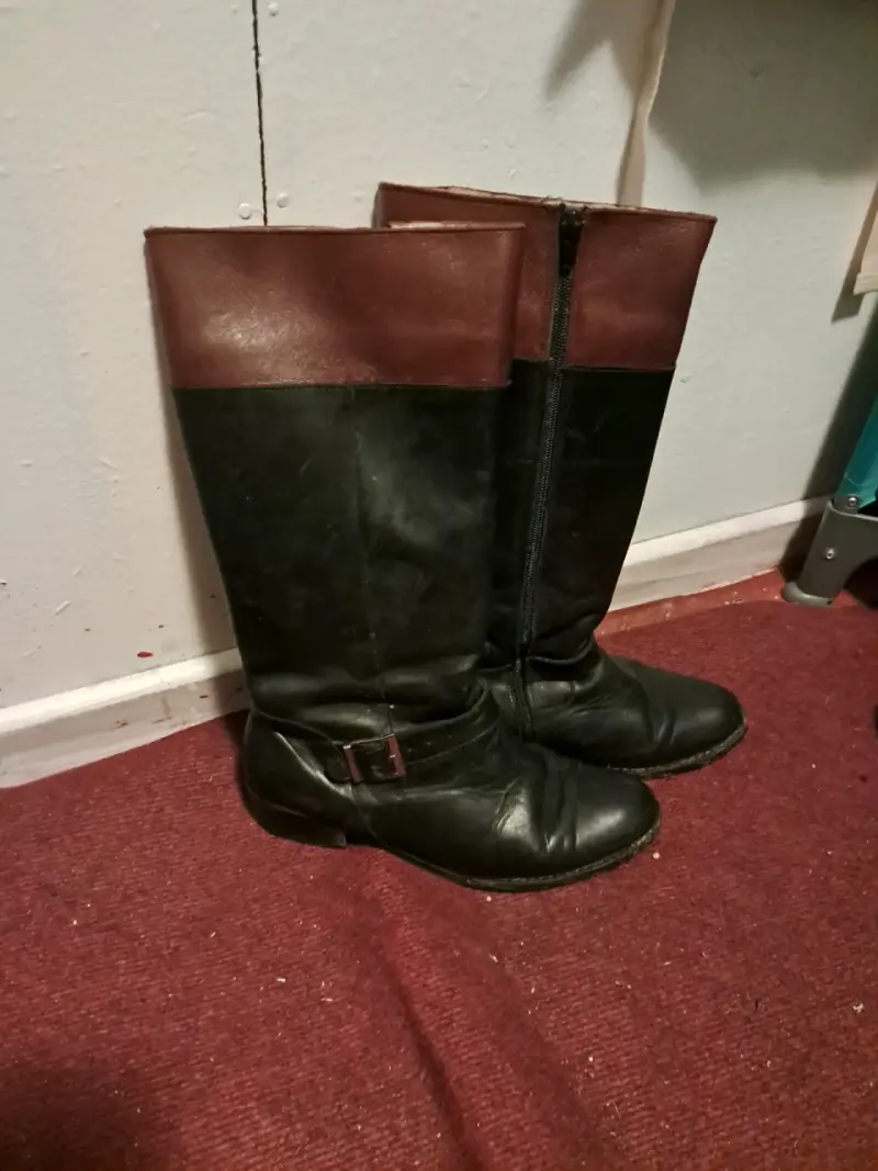 Botas de cuero negro y marrón - 1