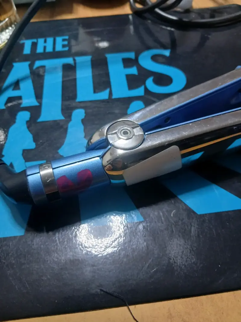 Plancha de cabello BaByliss azul - 2