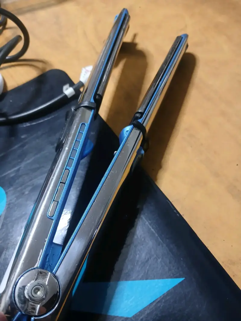Plancha de cabello BaByliss azul - 5