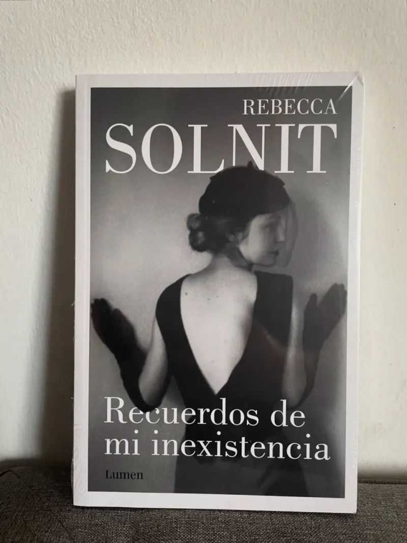 Libro 'Recuerdos de mi inexistencia'