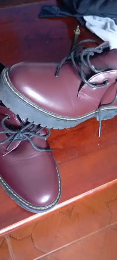 Zapatos de cuero burdeos con plataforma - miniatura 4