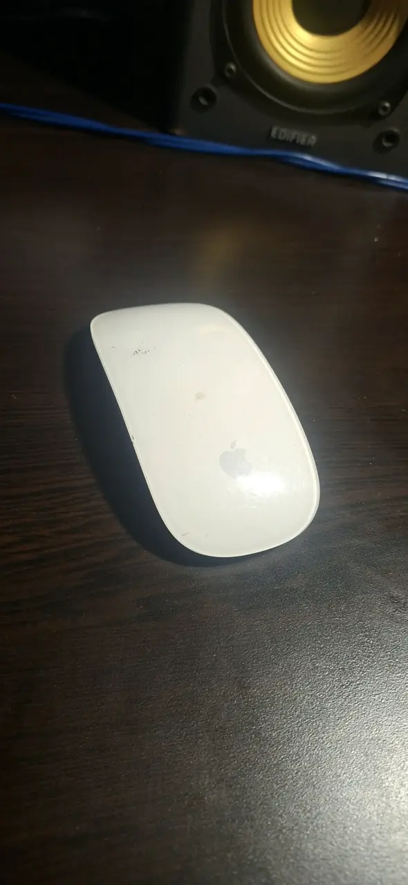 Computador iMac con periféricos - 5