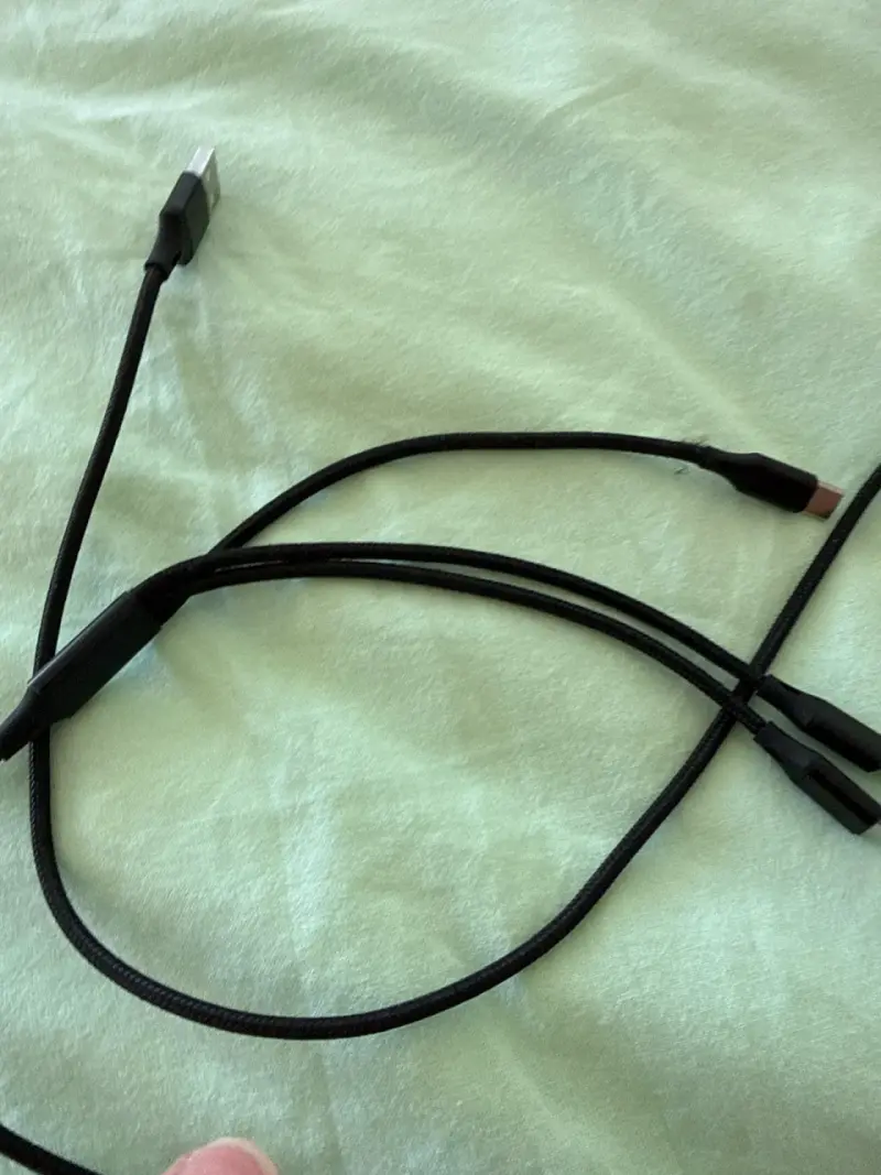 Cable cargador USB negro - 5