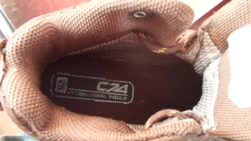 Zapatillas café buen estado número 29. - 3