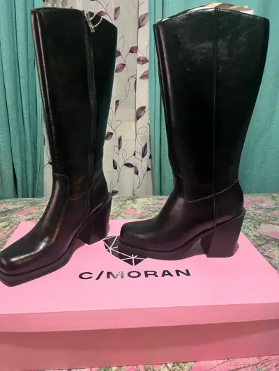 Botas negras de cuero con taco - miniatura 2