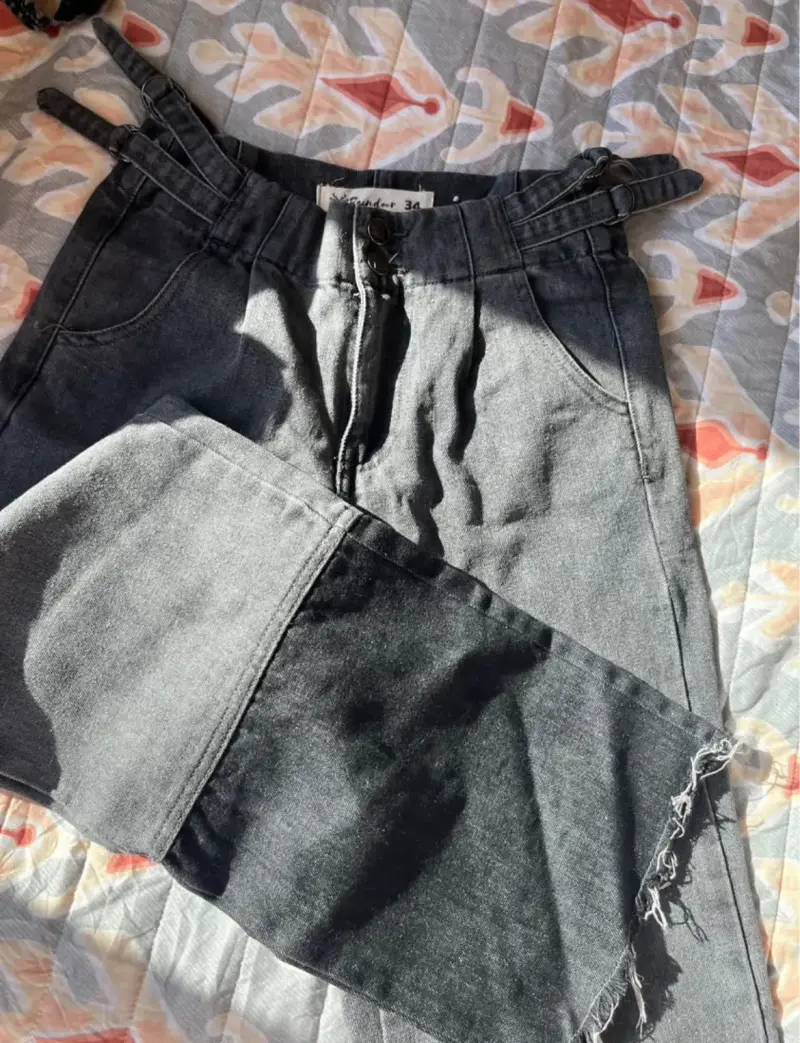 Jeans grises con tirantes Raindoor - 2