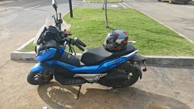 Moto Lifan KPV 150 2023 (LF150T-8) - miniatura 1