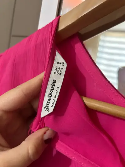 Vestido largo marca Stradivarius - miniatura 2