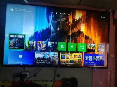 Consola Xbox One con controles - miniatura 2