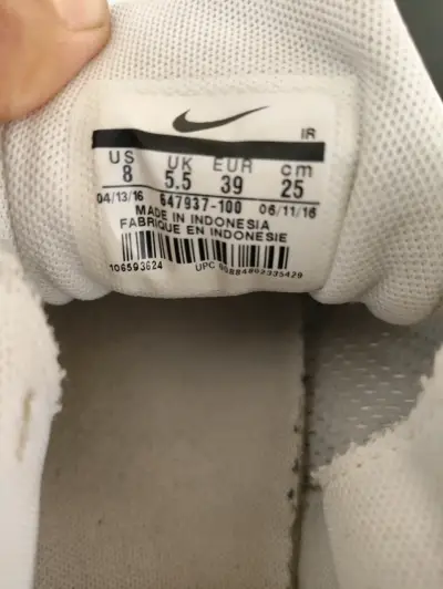 Zapatillas deportivas Nike blancas - miniatura 2