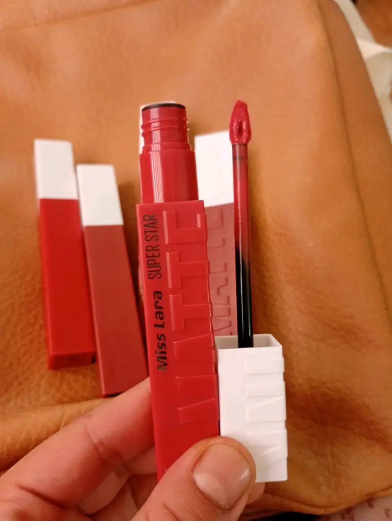 Labial líquido mate rojo - 4