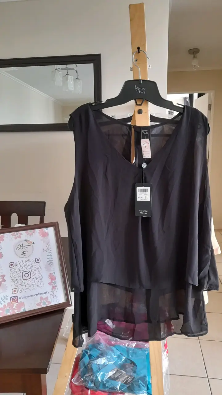 Blusa negra Lorenzo di Ponti