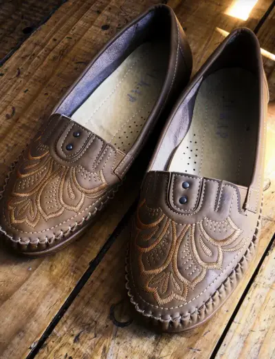 Mocasines de cuero marrón - miniatura 2