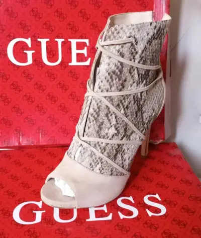 Botines de tacón Guess animal print - miniatura 2