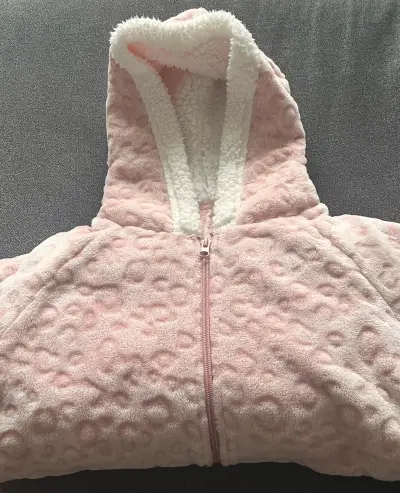 Enterito pijama de polar rosado - miniatura 1
